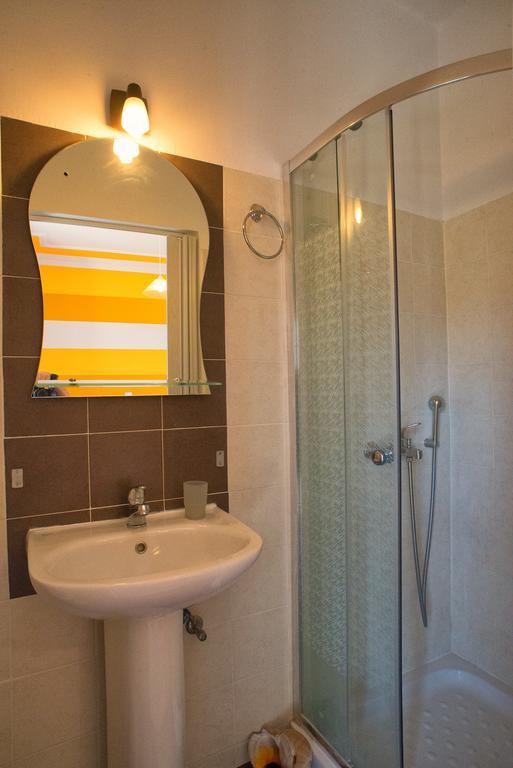 Katerina Rooms & Studios ปาเลกาสตรอน ภายนอก รูปภาพ