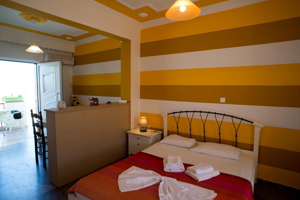Katerina Rooms & Studios ปาเลกาสตรอน ภายนอก รูปภาพ