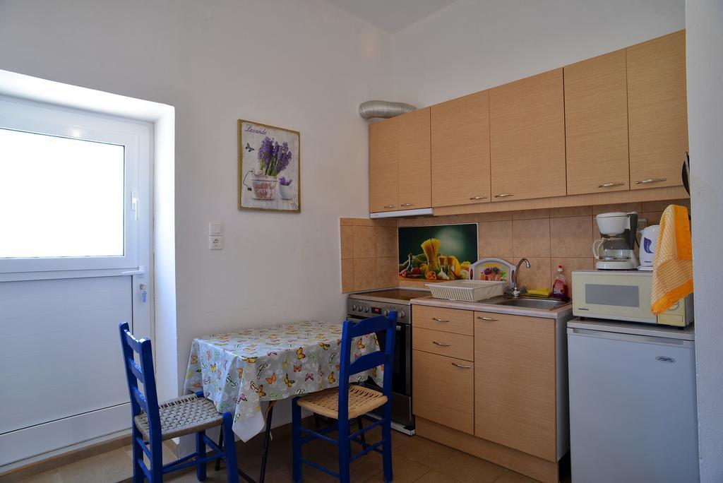 Katerina Rooms & Studios ปาเลกาสตรอน ภายนอก รูปภาพ